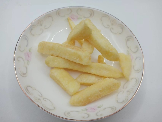 Zwiebelgeschmeckte roh geschnittene Pommes