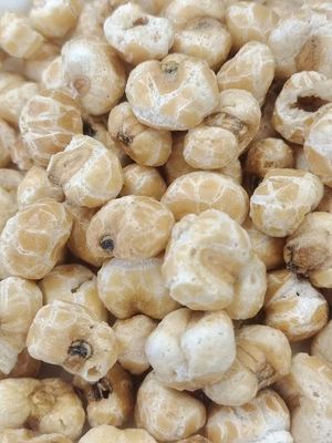 Knusprig Leckere Natürliche Ölfreie Gebackene Geröstete Mais-Puff-Snacks