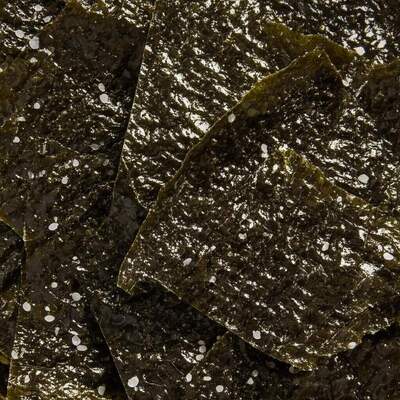 Geröstete Algen-Snacks mit Meeressalzgeschmack - glutenfreie und fettarme gesunde Snackmischung