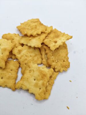 Großhandel BRC-zertifizierte Trüffel Schinken Soda Cracker - Gourmet-Sauer Snack auf pflanzlicher Basis ideal für Weinpaarung
