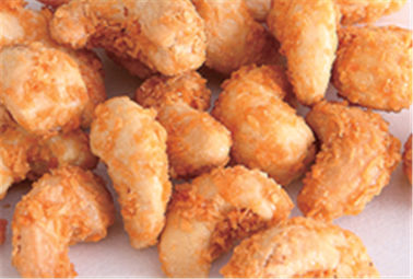 Köstlicher Acajoubaum-Kokosnuss-Mikroelemente Desicated Curry gebratene enthalten