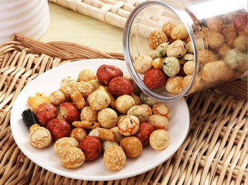 Salzige Reis-Cracker-Mischungs-frische Nahrungsmittelimbisse, knusperige Reis-Cracker geben vom Braten frei